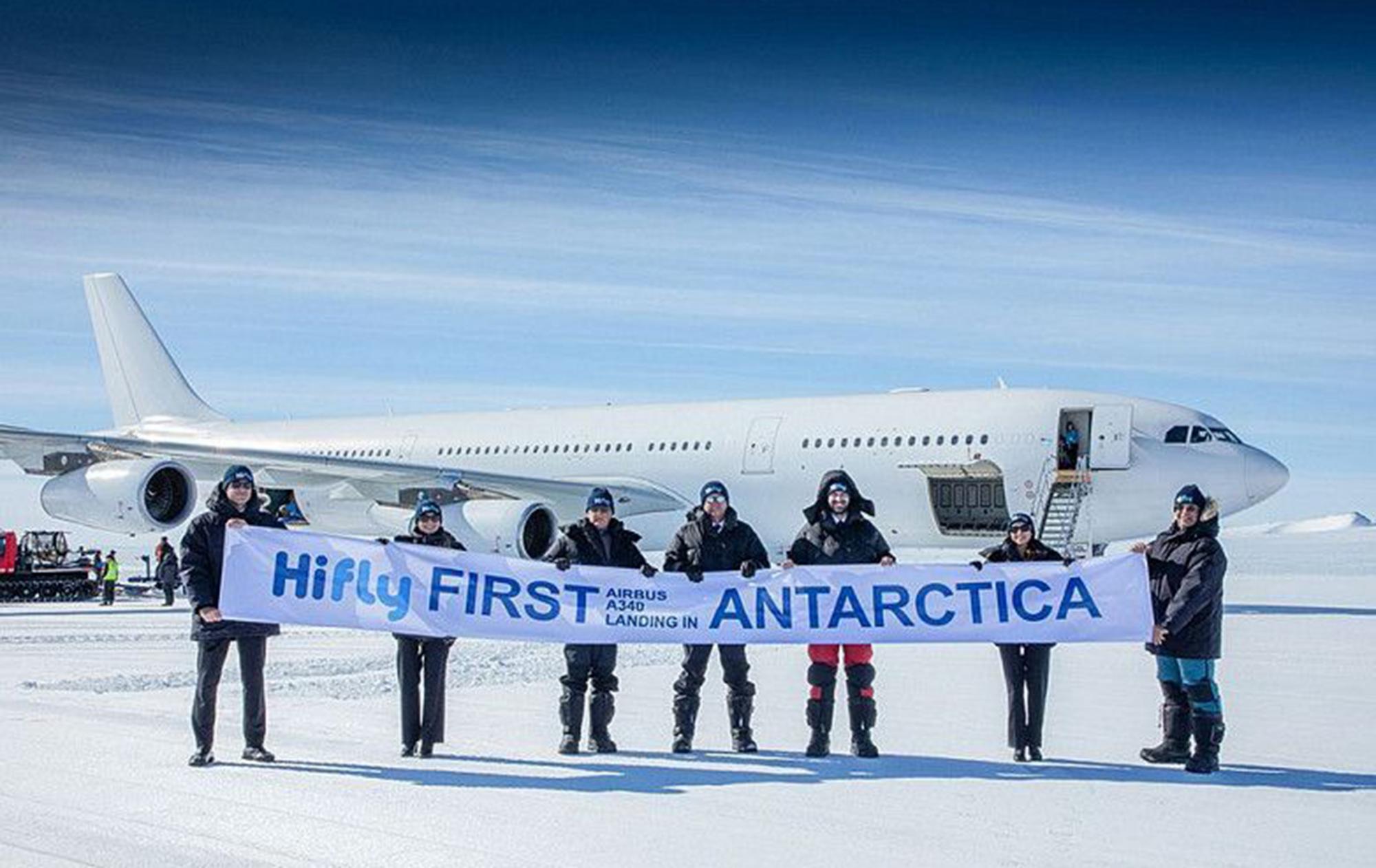 Впервые в истории Airbus A340 приземлился в Антарктиде. Почему нет рейсов на самый неизведанный континент в мире